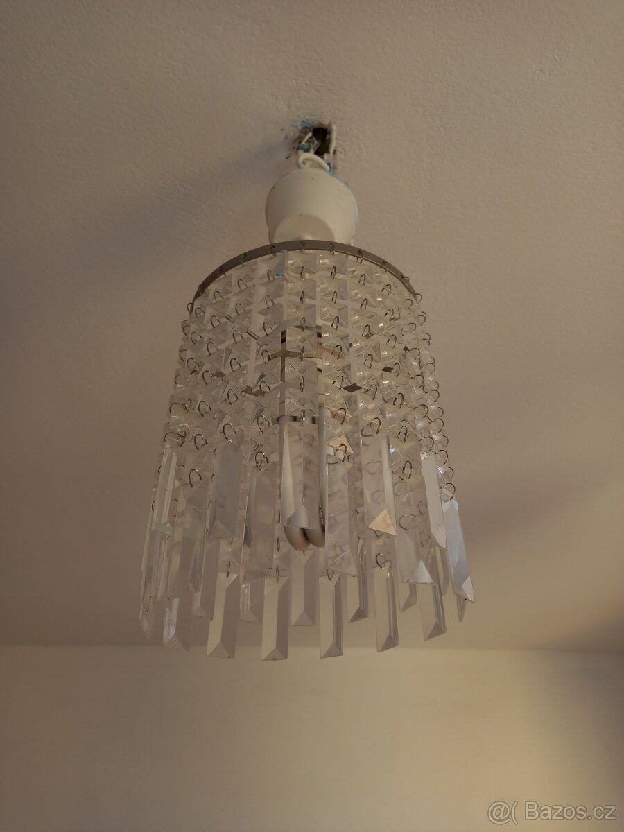 Skleněný lustr - 2