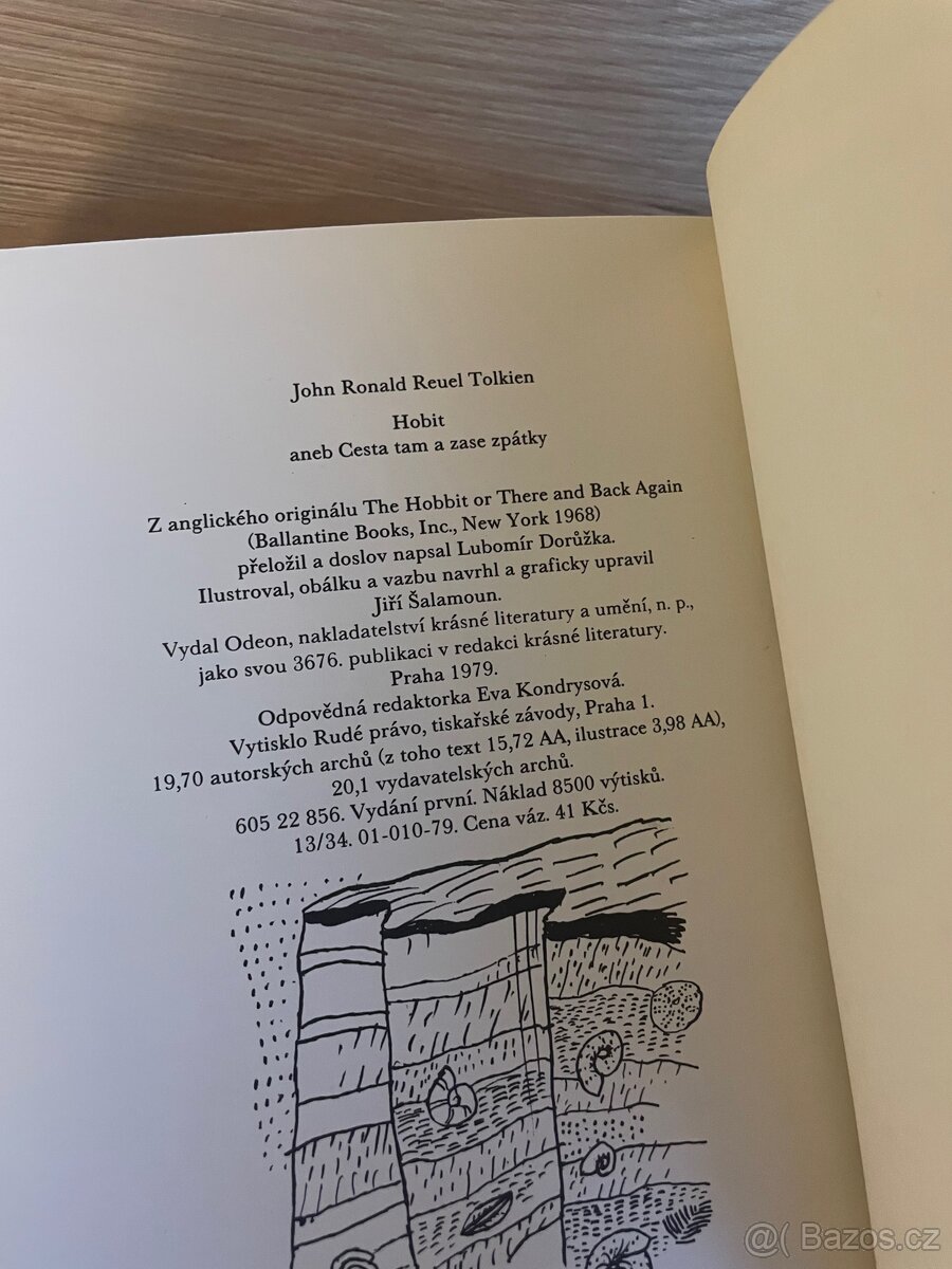 Hobit - 1. vydání 1979 - VÝBORNÝ STAV - 2