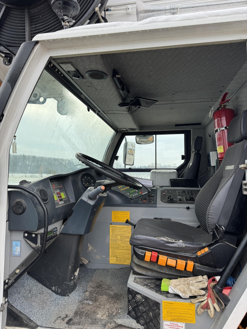 Autojeřáb Liebherr LTM 1100 - 2