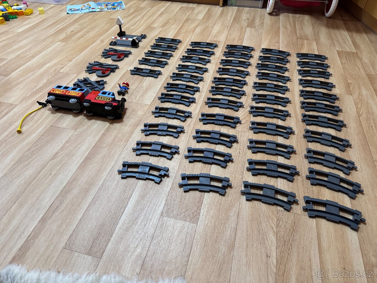 Lego Duplo kompletní železnice, koleje, vagón, lokomotiva,.. - 2