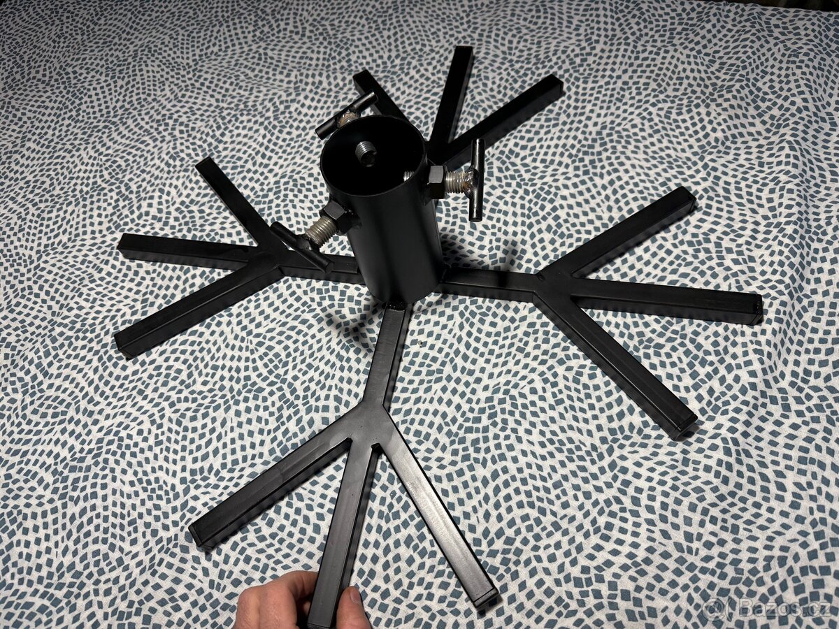 Stojan na vánoční stromek - 2