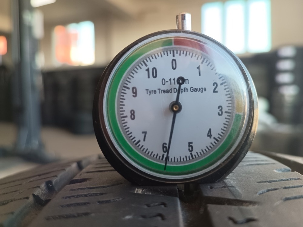 215/65 R16C CONTINENTAL (3123) - 2