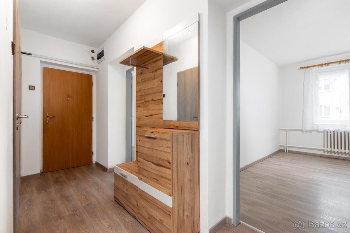 Pronajem bytu Holice - 2