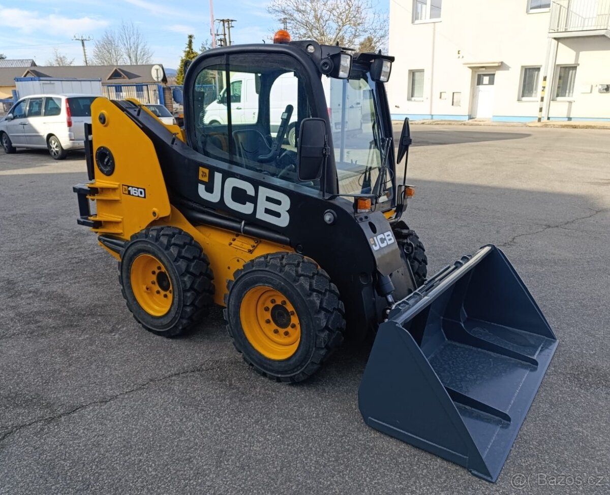 Smykem řízený nakladač JCB Robot 160 (2x lopata) - 2