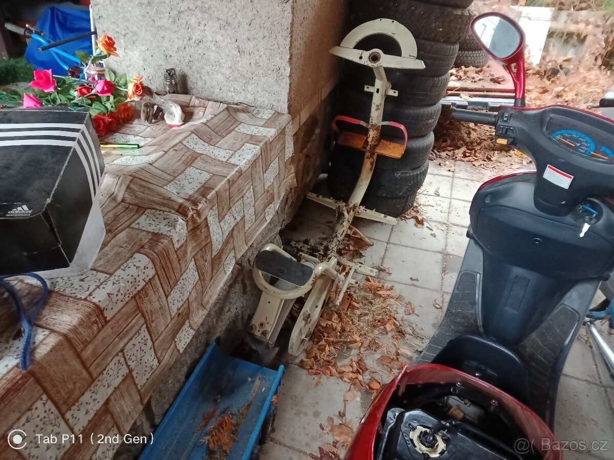 Tatran skútr rám s rozetou - 2