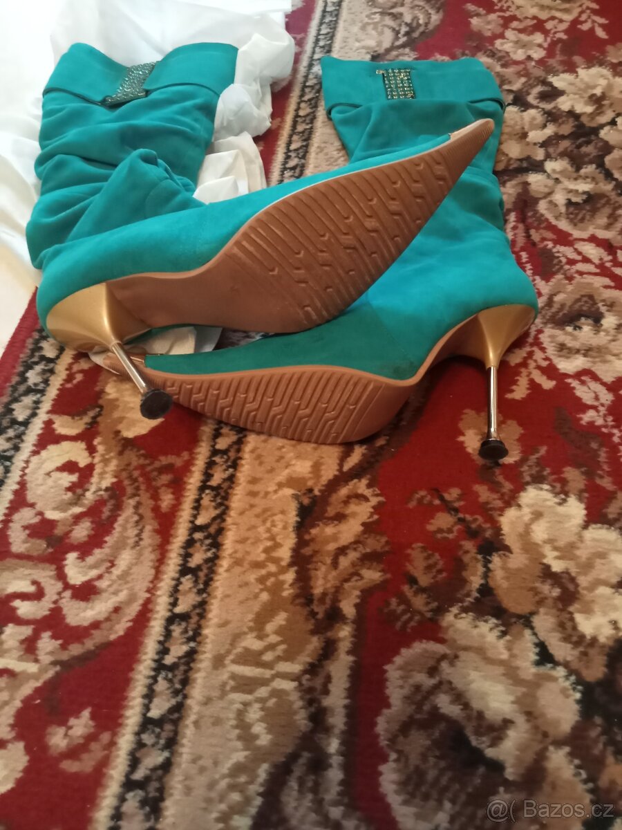 Nové kozačky 1 nošené v 36.37 - 2