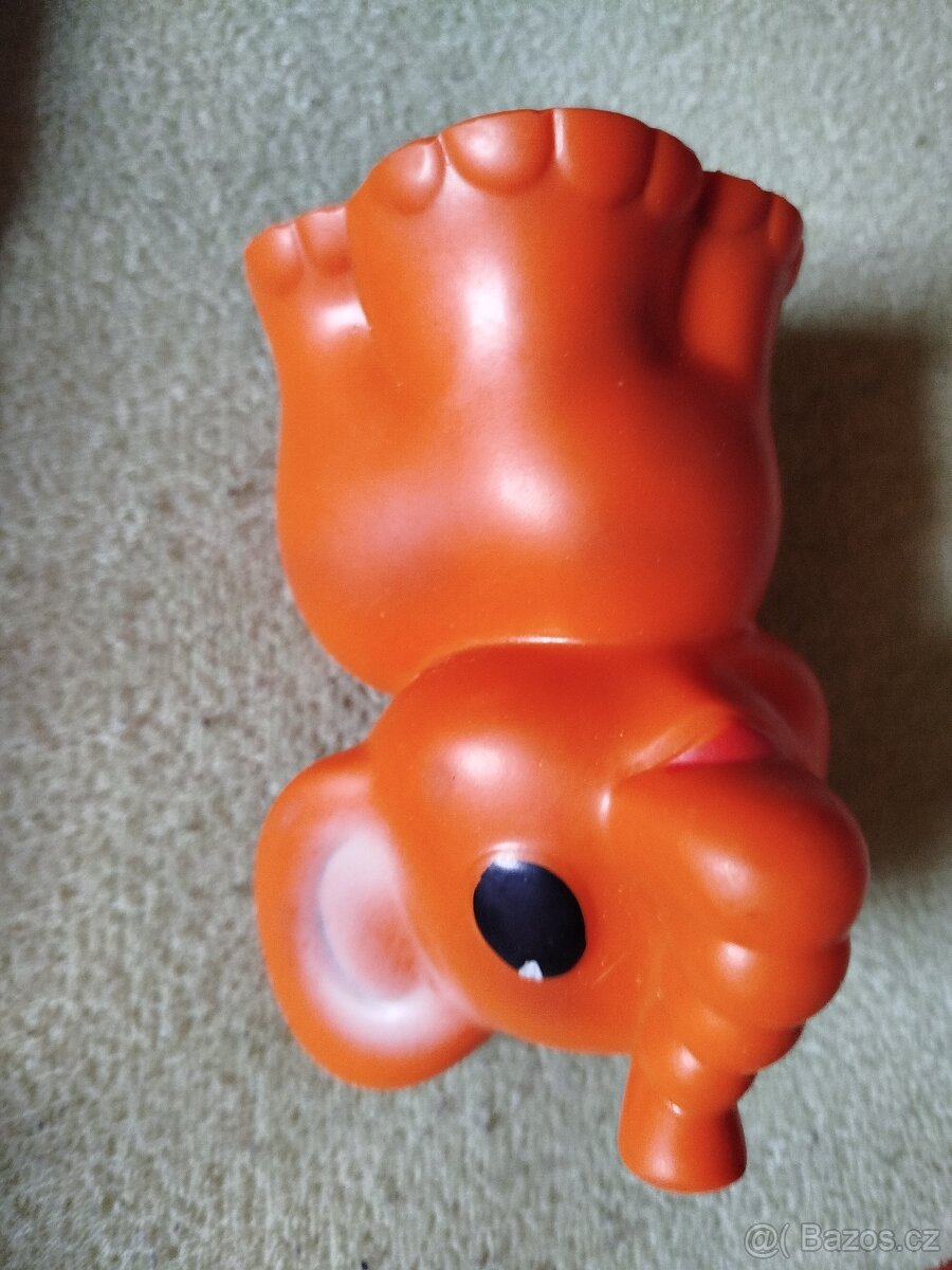 Gumové piskaci hračky retro - 2