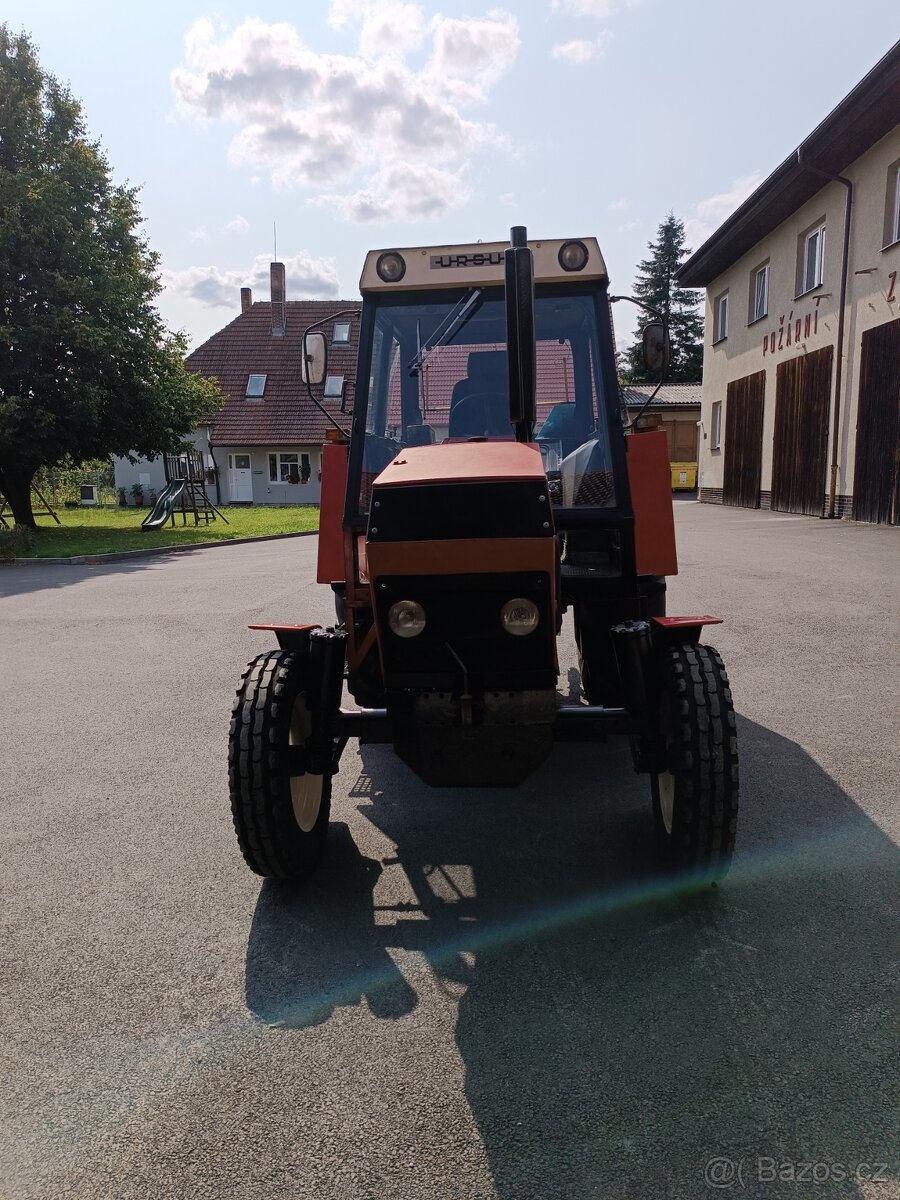 Traktor URSUS C385 (Zetor 8011) - 2