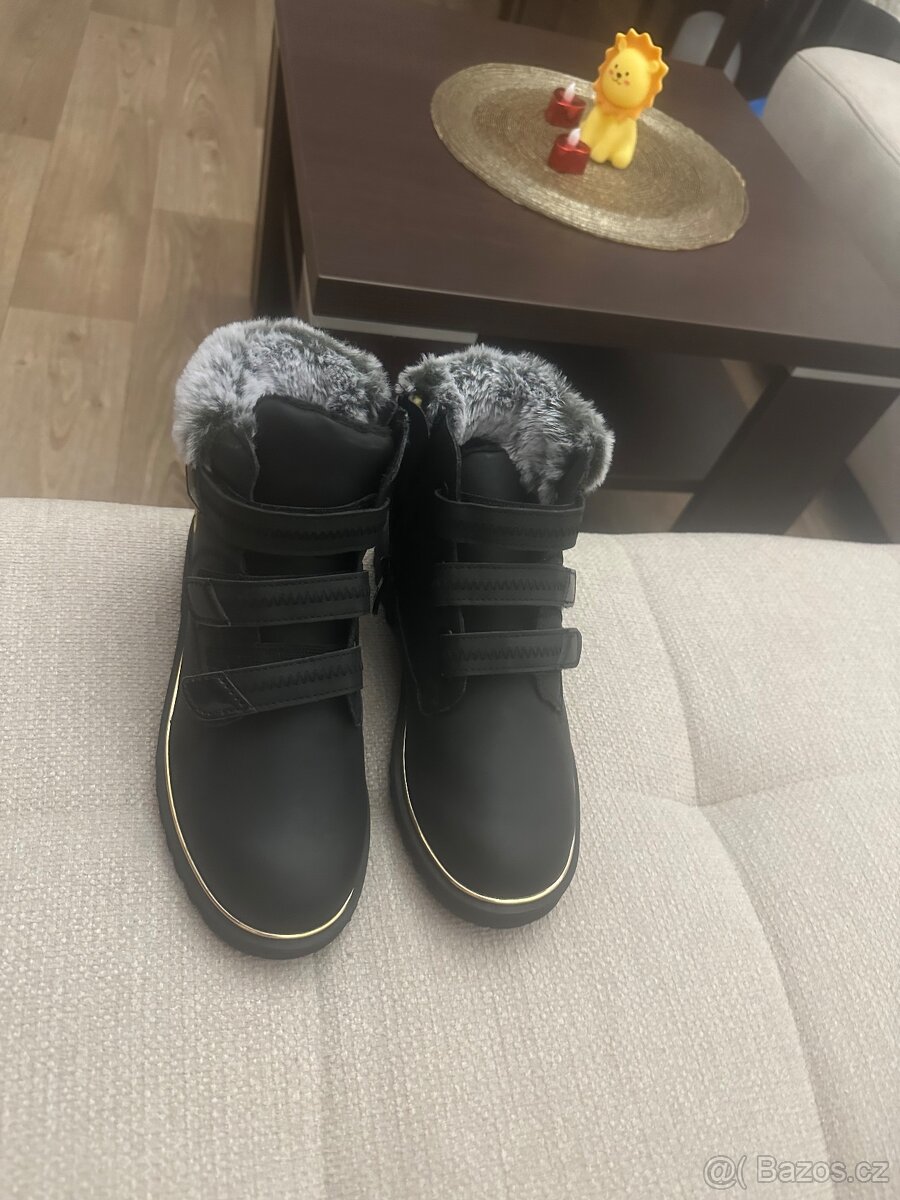 Nové dívčí boty 36 - 2