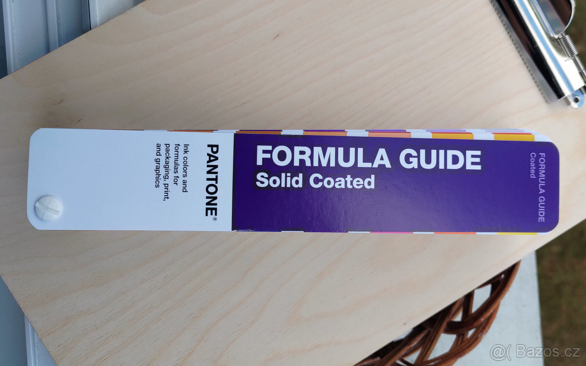 Pantone Formula Guide Solid Coated (2019) vzorník, barevnice - 2