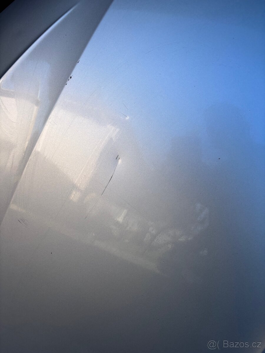 Prodám přední kapotu Octavia 4 - 2