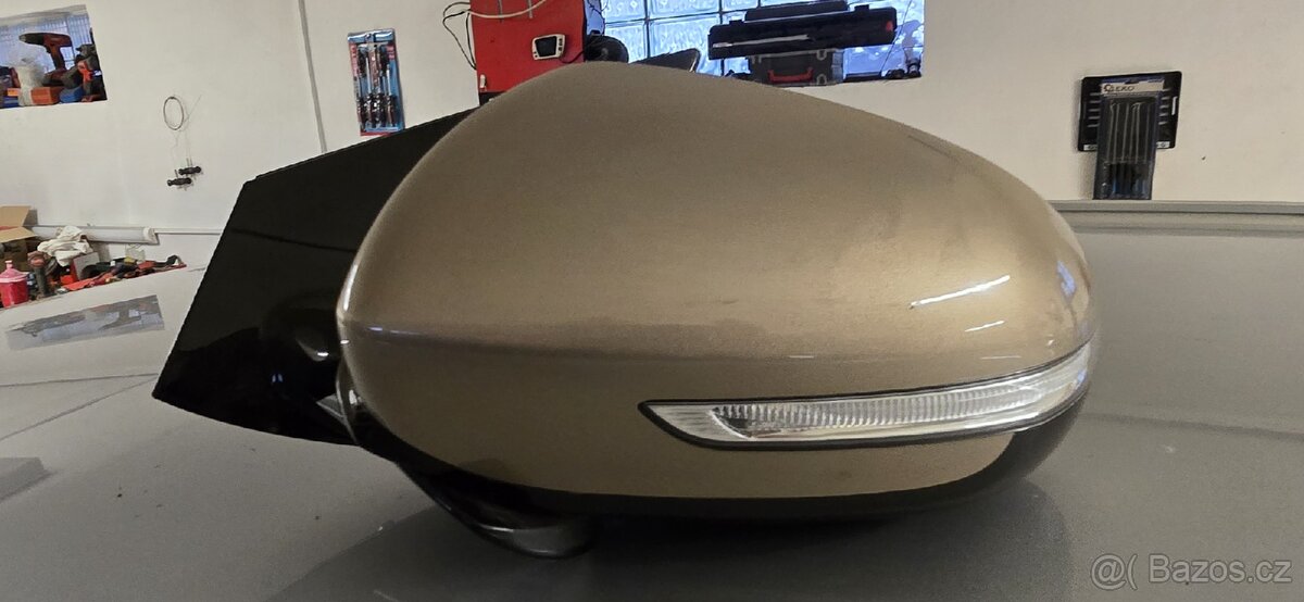 Kia sportage 2016 levé zrcátko - 2