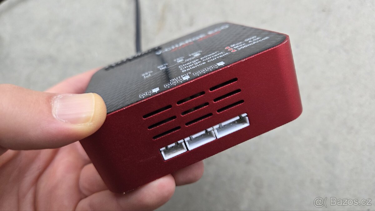 VOLTCRAFT V-Charge Eco LiPo 4000 modelářská nabíječka - 2