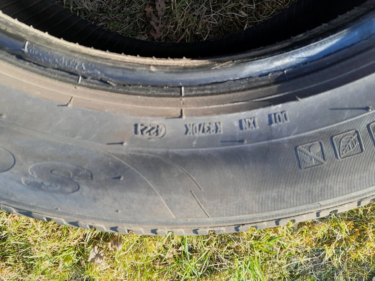 použité pneu PIRELLI SCORPION winter 235/60 R18 - 2