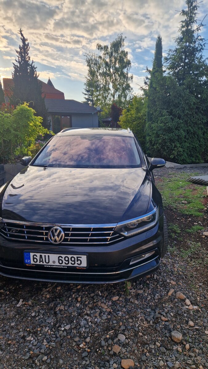 Volkswagen passat r-line - 2
