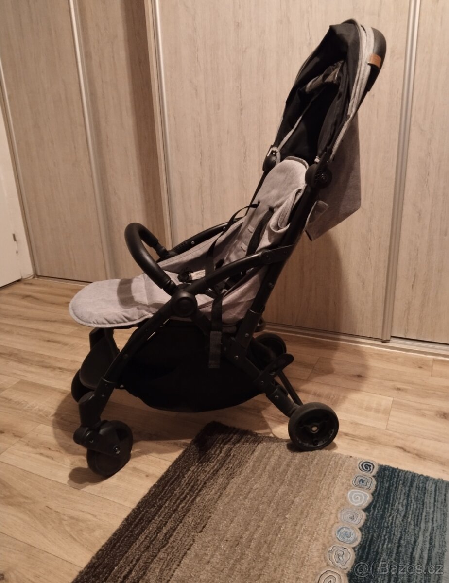 Cestovní kočárek - 2