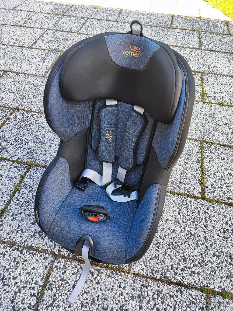 Autosedačka Britax Römer TRIFIX 2 i-Size Blue Marble 2021 - 2