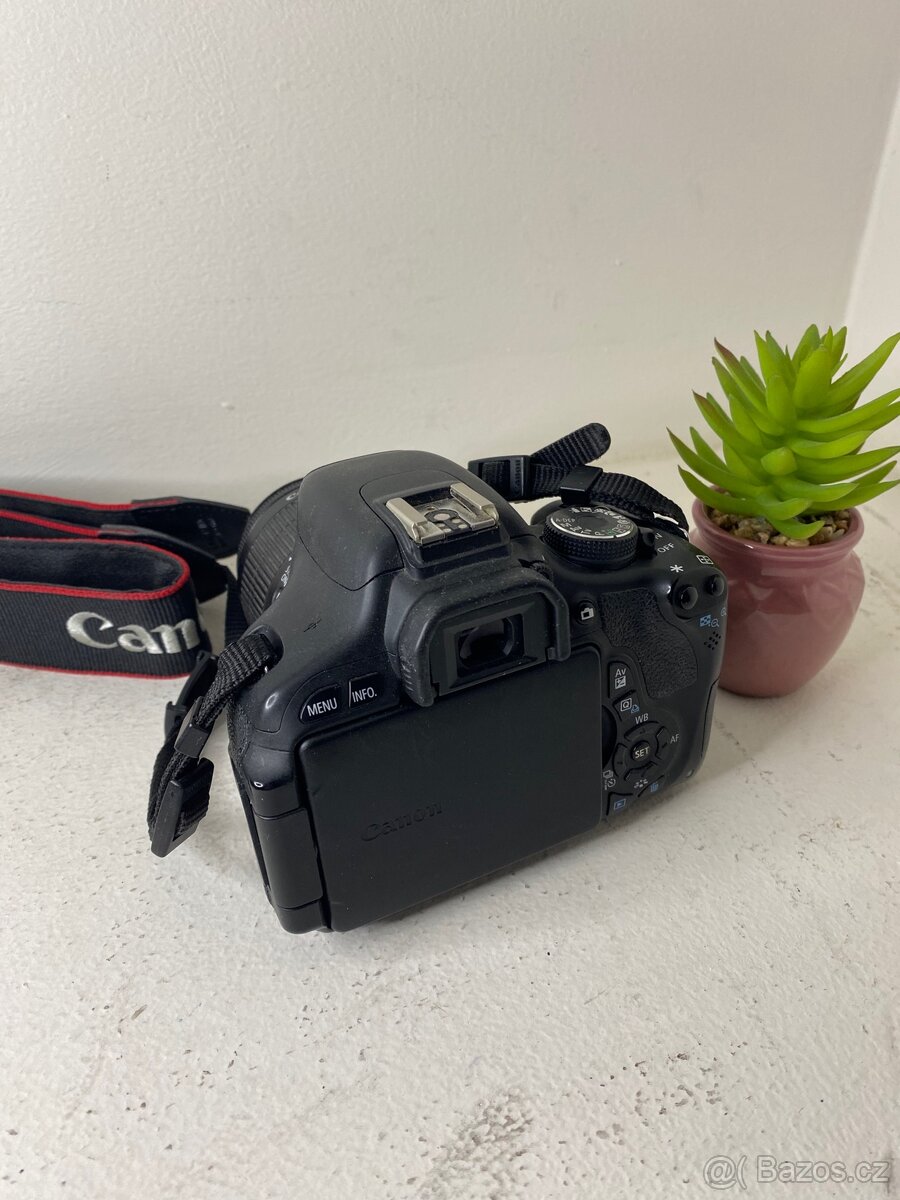 Canon EOS 600D + 18–55 mm + mikrofony Takstar + Boya - 2