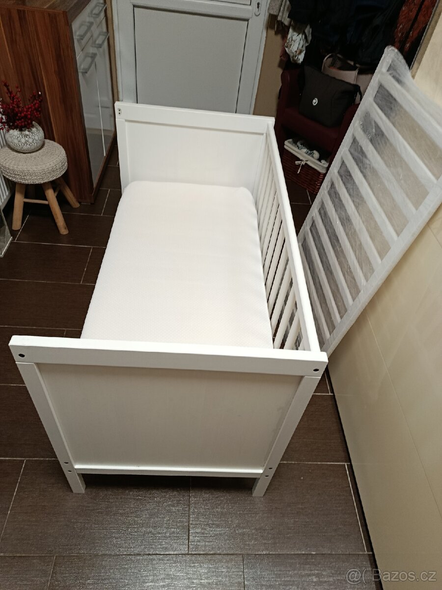 Detska postýlka Sundvik s matraci - 2