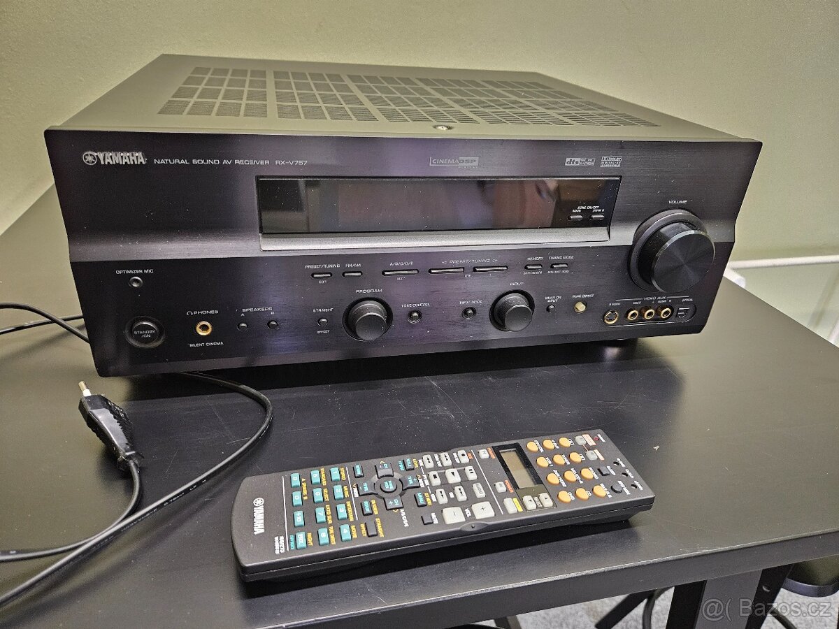 Receiver Yamaha RX-V757 - 2