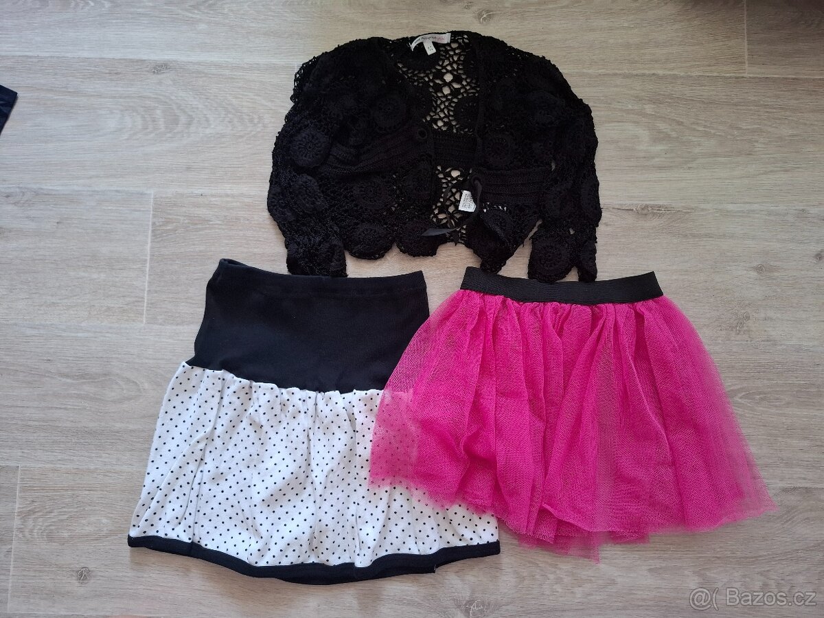 Mix oblečení vel. 122/128 - 2