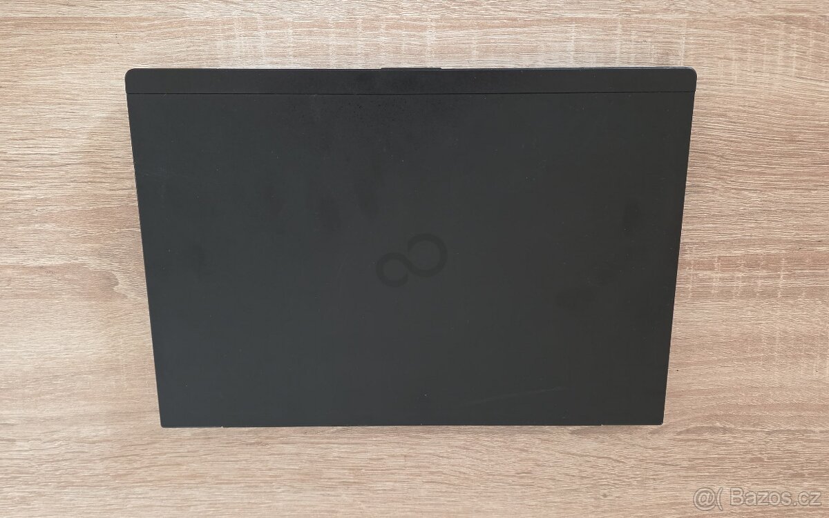 Fujitsu U939 (i7-8650U, 12 GB RAM, 512 GB, LTE) - 2