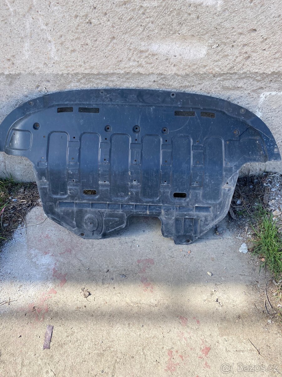 Hyundai ix35 stěna - 2