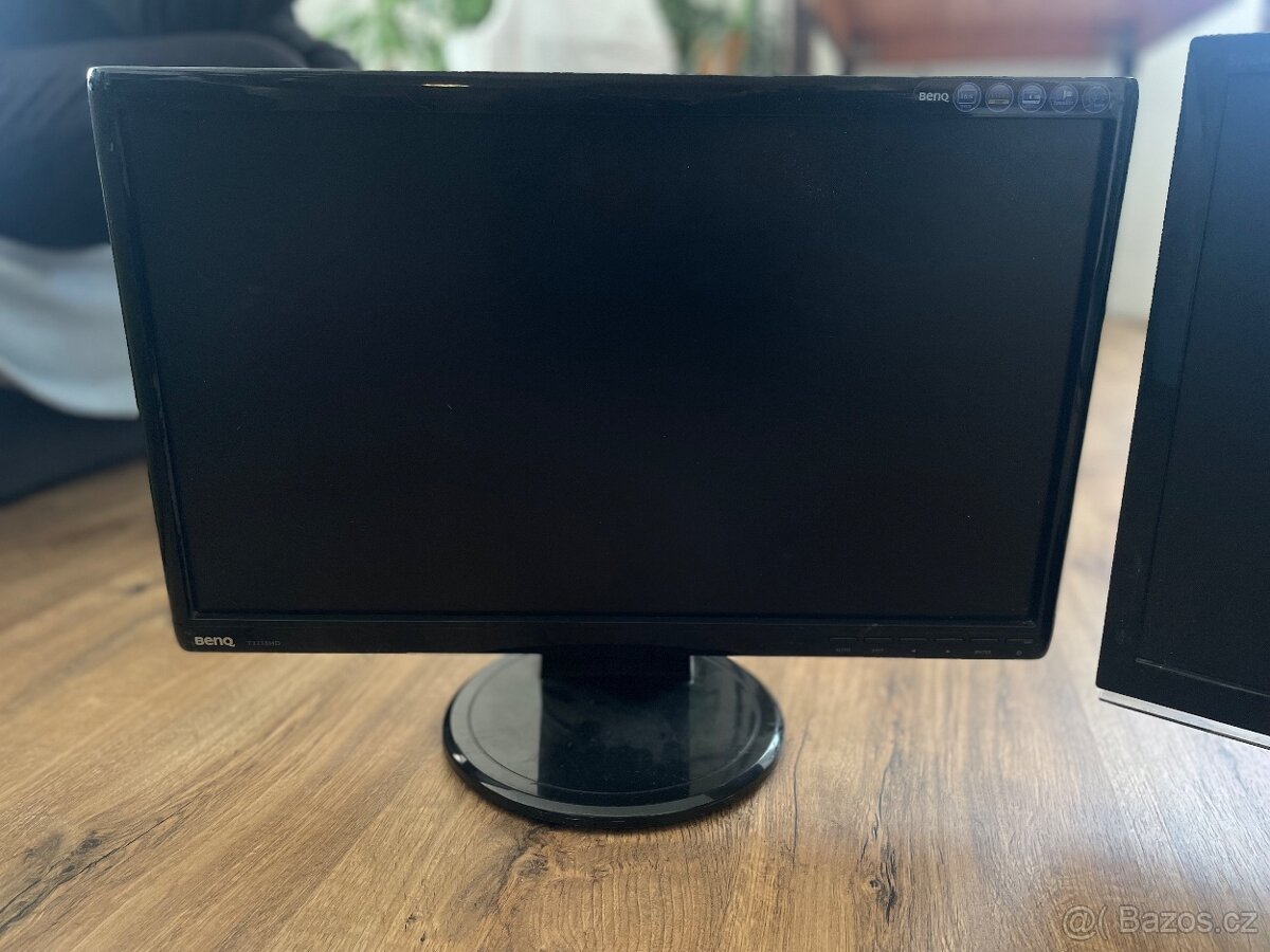 Prodám 2x LCD monitor (BenQ + Samsung) - 2
