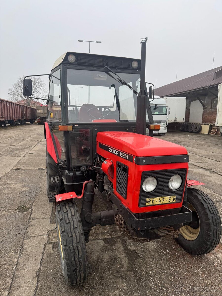 Traktor Zetor 6211 - 2