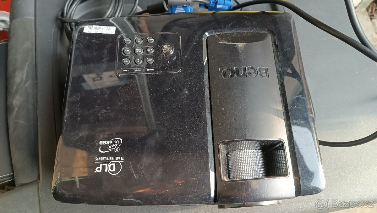 Funkční dataprojektor BENQ MP512 - 2