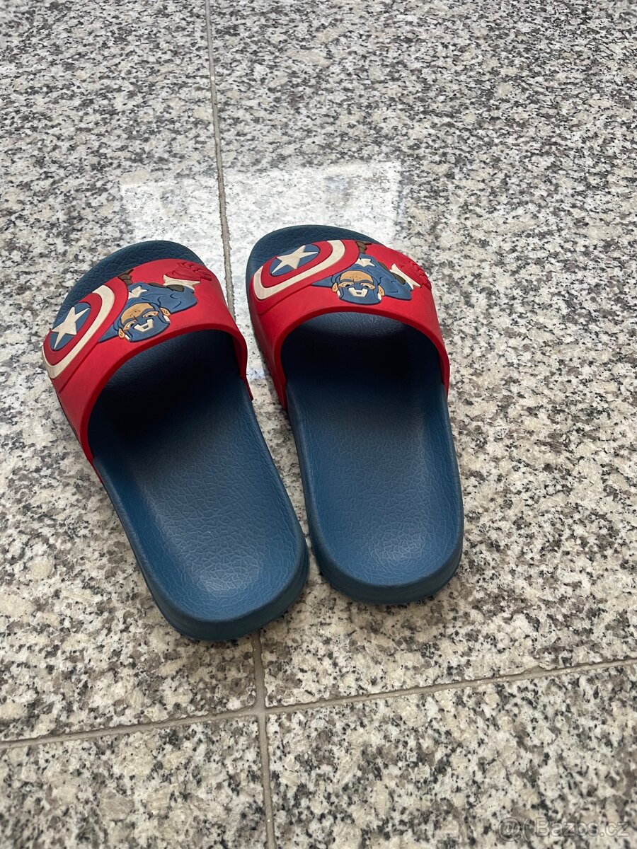 dětské pantofle Captain America vel.28 - 2