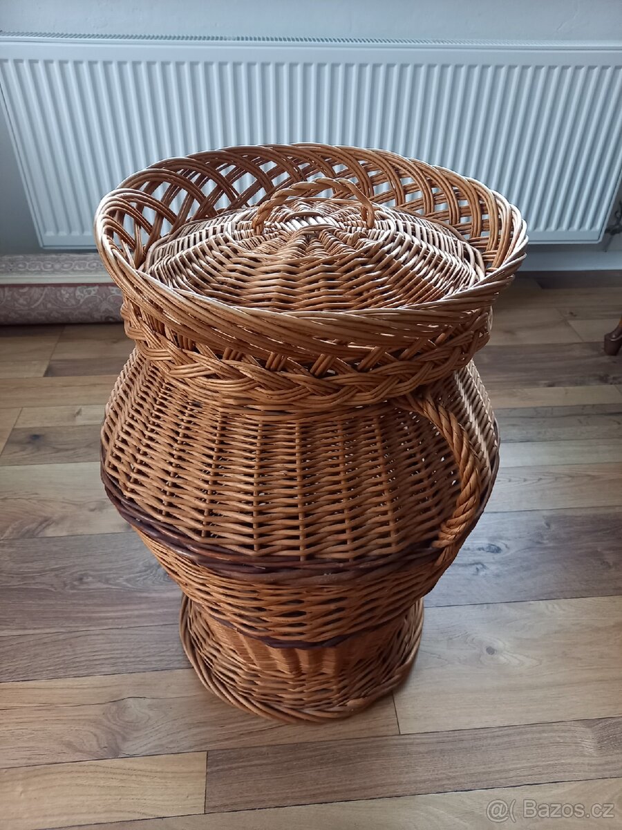 Proutěný koš na prádlo - 2