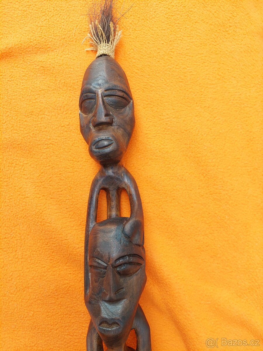 Dřevěná soška - 2