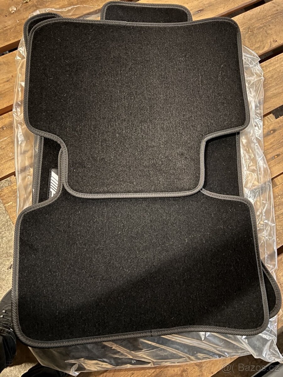 Mercedes GLK koberečky - 2