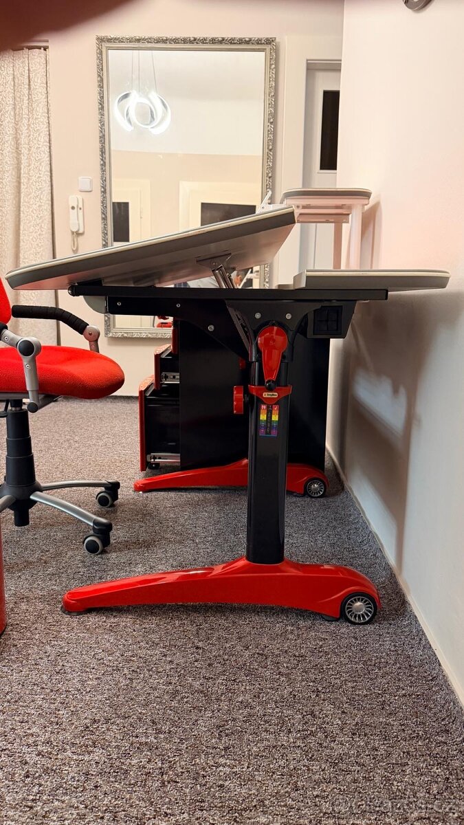 Dětský rostoucí stůl MAYER RACING - 2