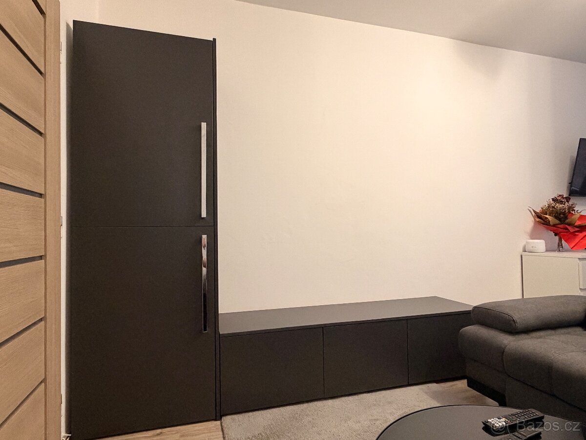 Obývací stěna - 2