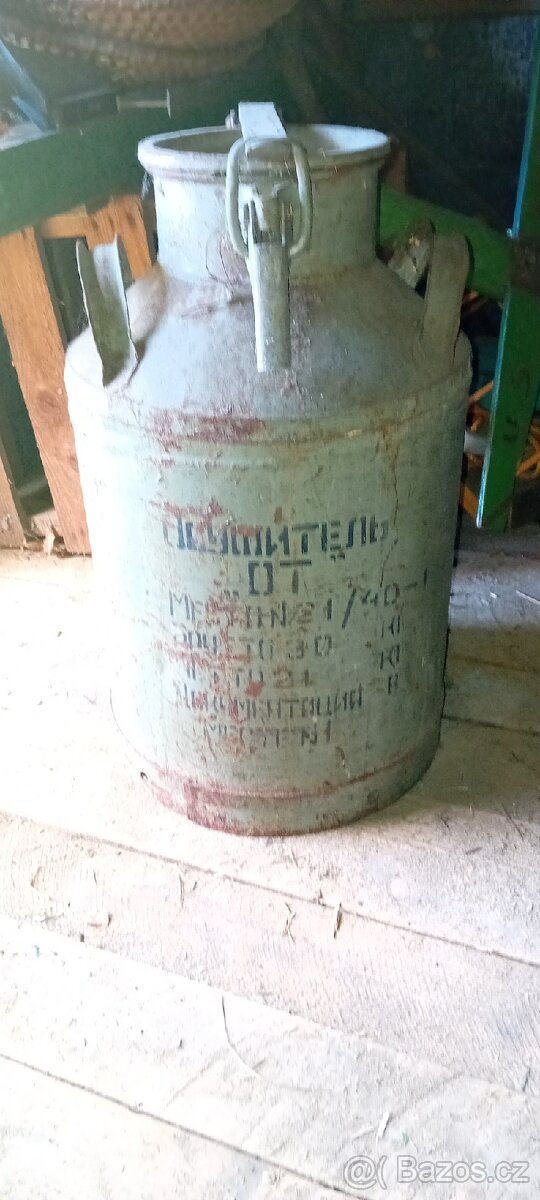 Starý vojenský sud přepravka - 2