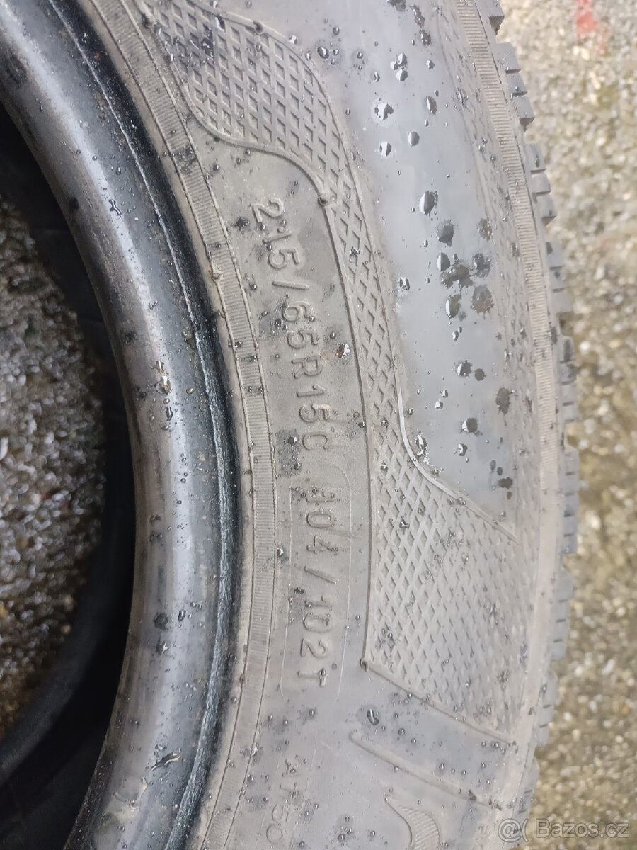 215/65R15C 104/102T - 2