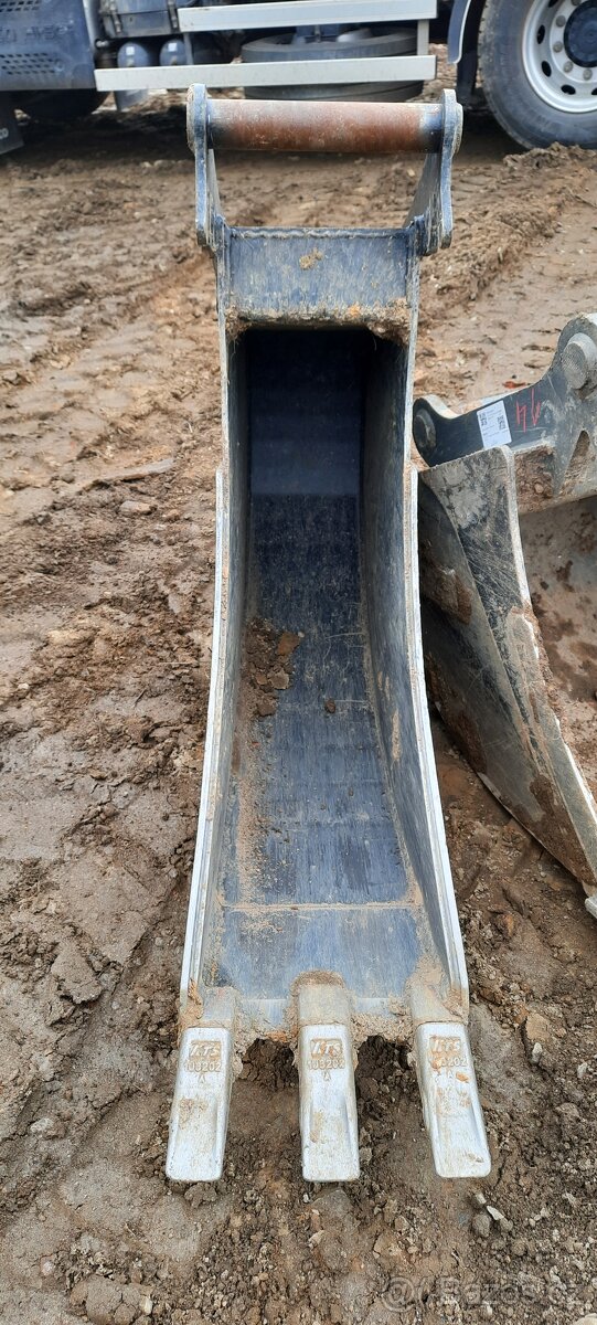 Lžíce na bagr 30cm - 2