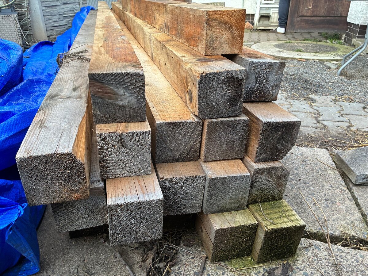 Dřevěné trámy 10x10 - 2