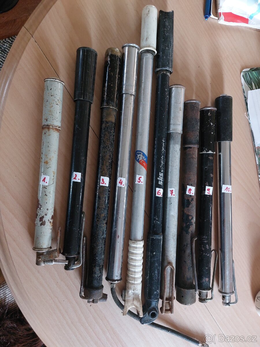 Staré pumpičky různé - 2