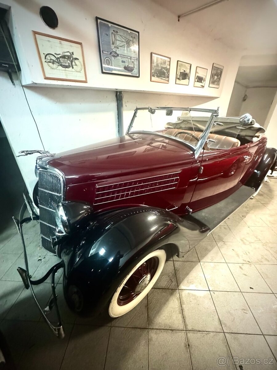 Ford V8 Roadster 1935 - 2