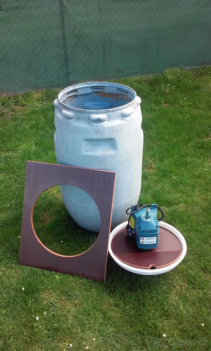 Elektrický šroťák pro mletí ovoce na 220V / 1,6kW - 2