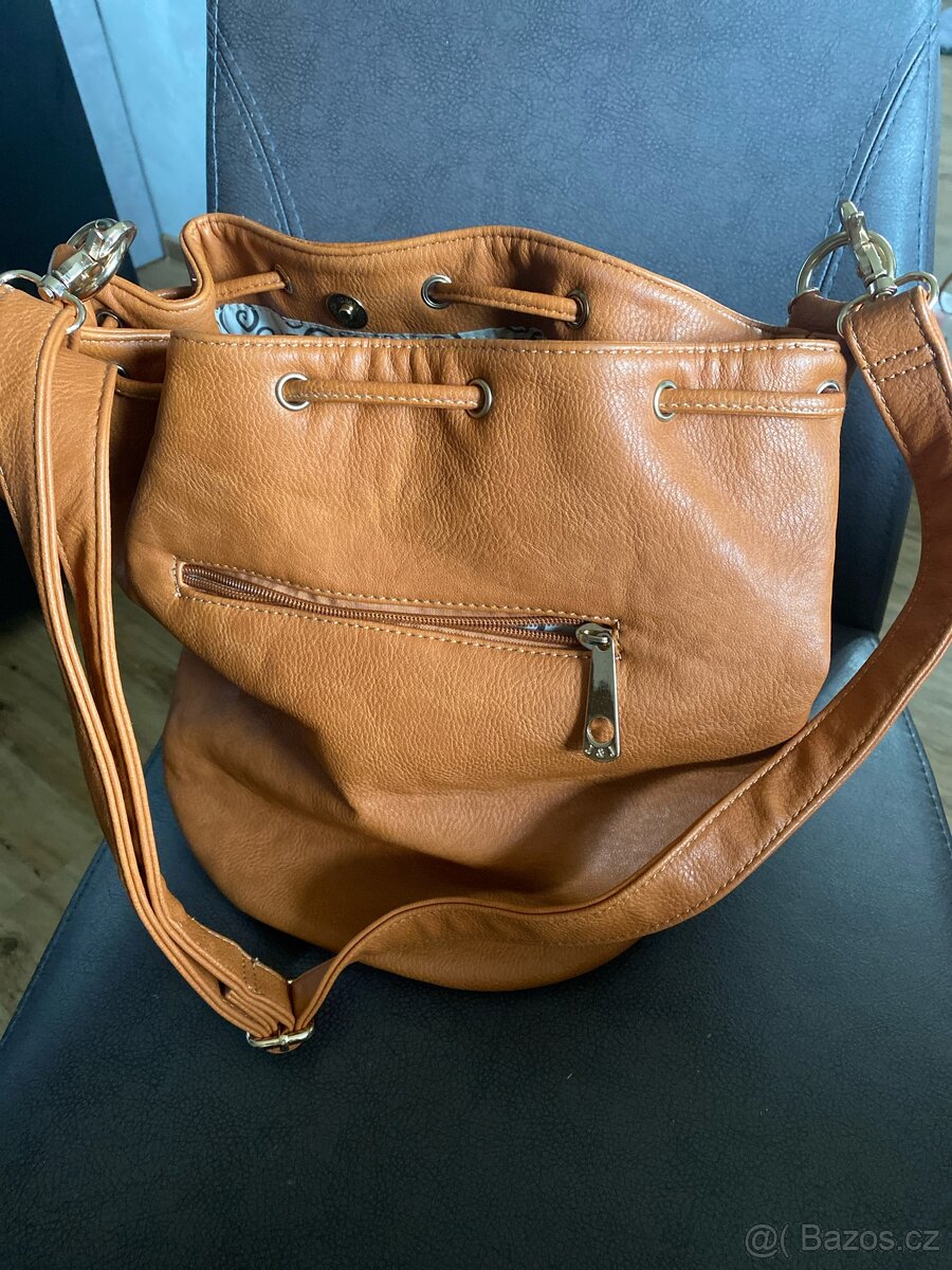 Kozena kabelka - 2
