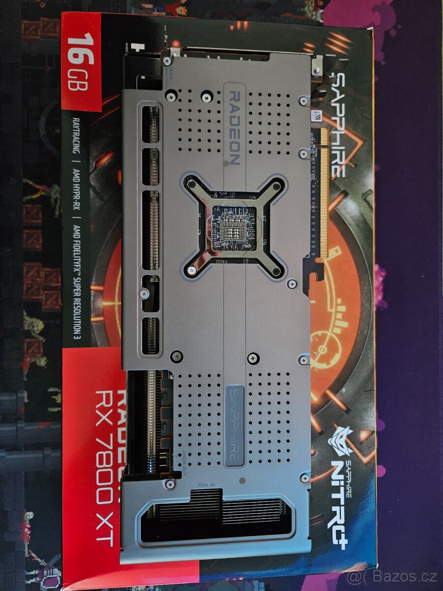 Sapphire Nitro+ RX 7800 XT 16 GB - 2