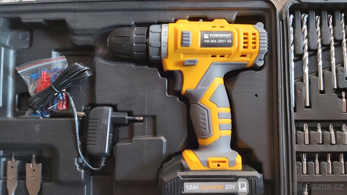 Aku vrtačka / šroubovák s nářadím v kufru - 2