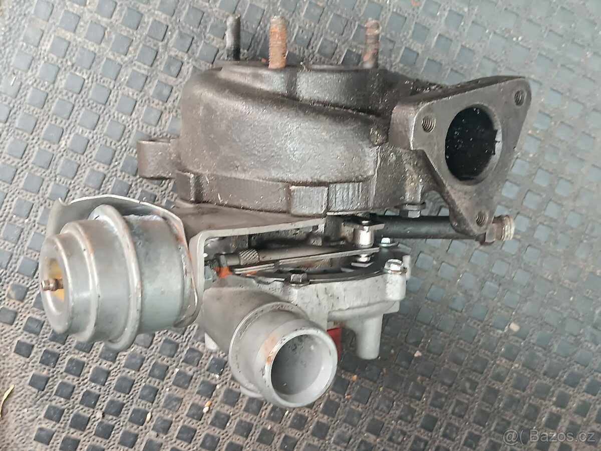 Repasované turbo VW Sharan - 2