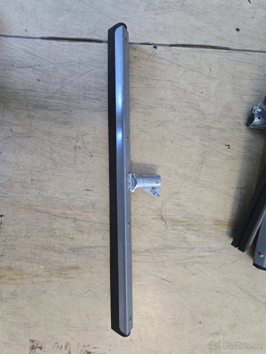 Stěrka kovová 55cm - 2