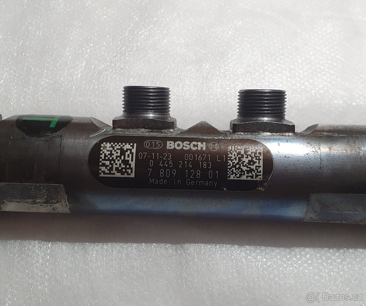 Palivová lišta BMW Common Railu 0445214183 - 2