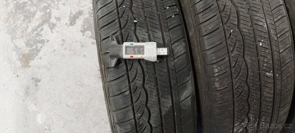 Pneu celoroční Dunlop 185/60/15 - 2